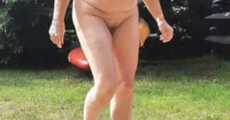 FKK Sex mit sexy Oma