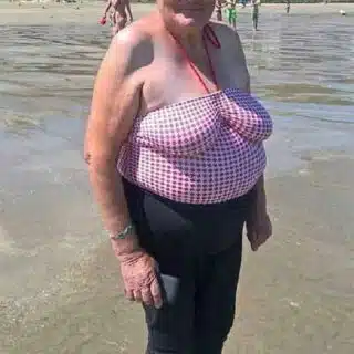 Mollig und rollig fickt